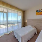 Elena And Wellness Hotel