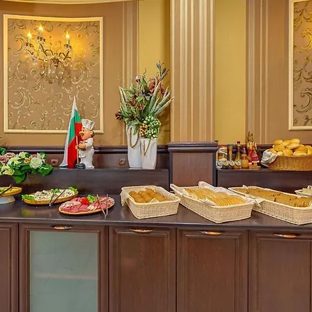 Elena And Wellness Golden Sands