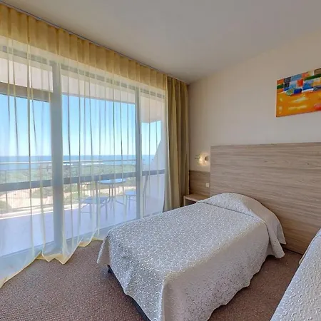 Elena And Wellness Hotel