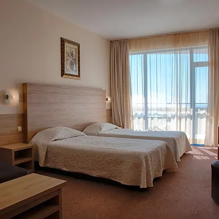 Hotel Elena And Wellness 4*