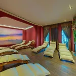 Elena And Wellness Hotel 4*