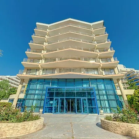 Elena And Wellness Hotel