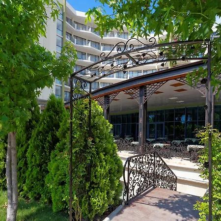 Hotell Elena And Wellness 4*