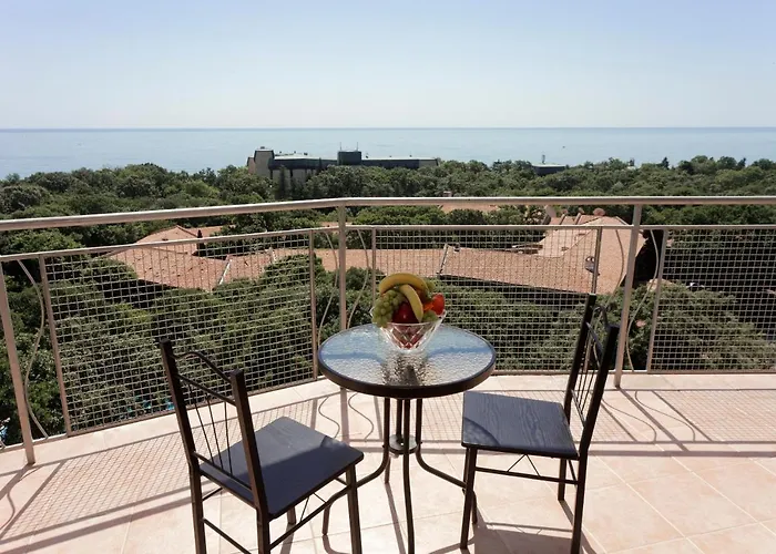 Elena And Wellness מלון גולדן סנדס