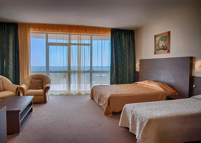 Elena And Wellness מלון 4*