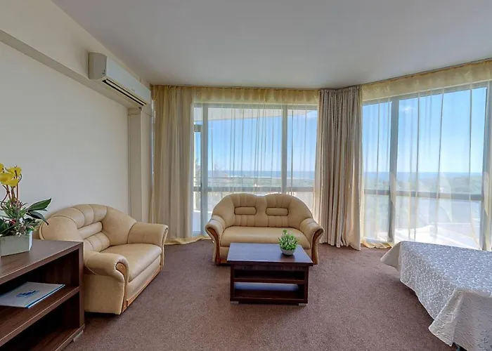 Elena And Wellness Hotel 4*