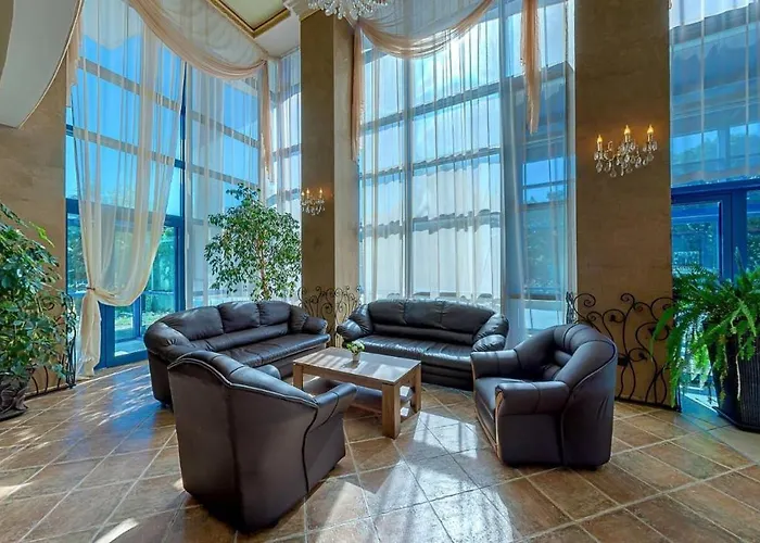 Elena And Wellness מלון